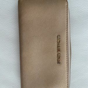 Michael Kors Gold Wallet